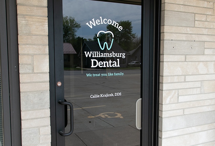 Williamsburg Dental office door