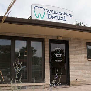 Exterior view of Williamsburg Dental South Street dental office building