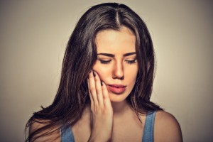 Swelling, pain, bad breath--these symptoms may mean you need root canal treatment. South Lincoln dentists at Williamsburg Dental perform it in just 2 visits.